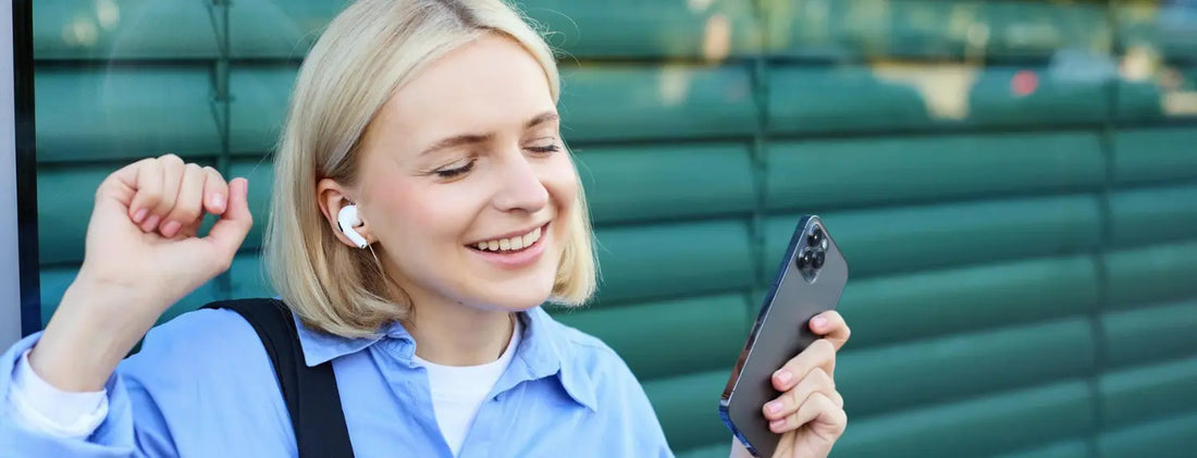 Best Noise Cancelling Earbuds for Travel and Commute